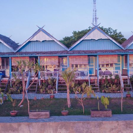 Moyo Island Resort Eksteriør billede